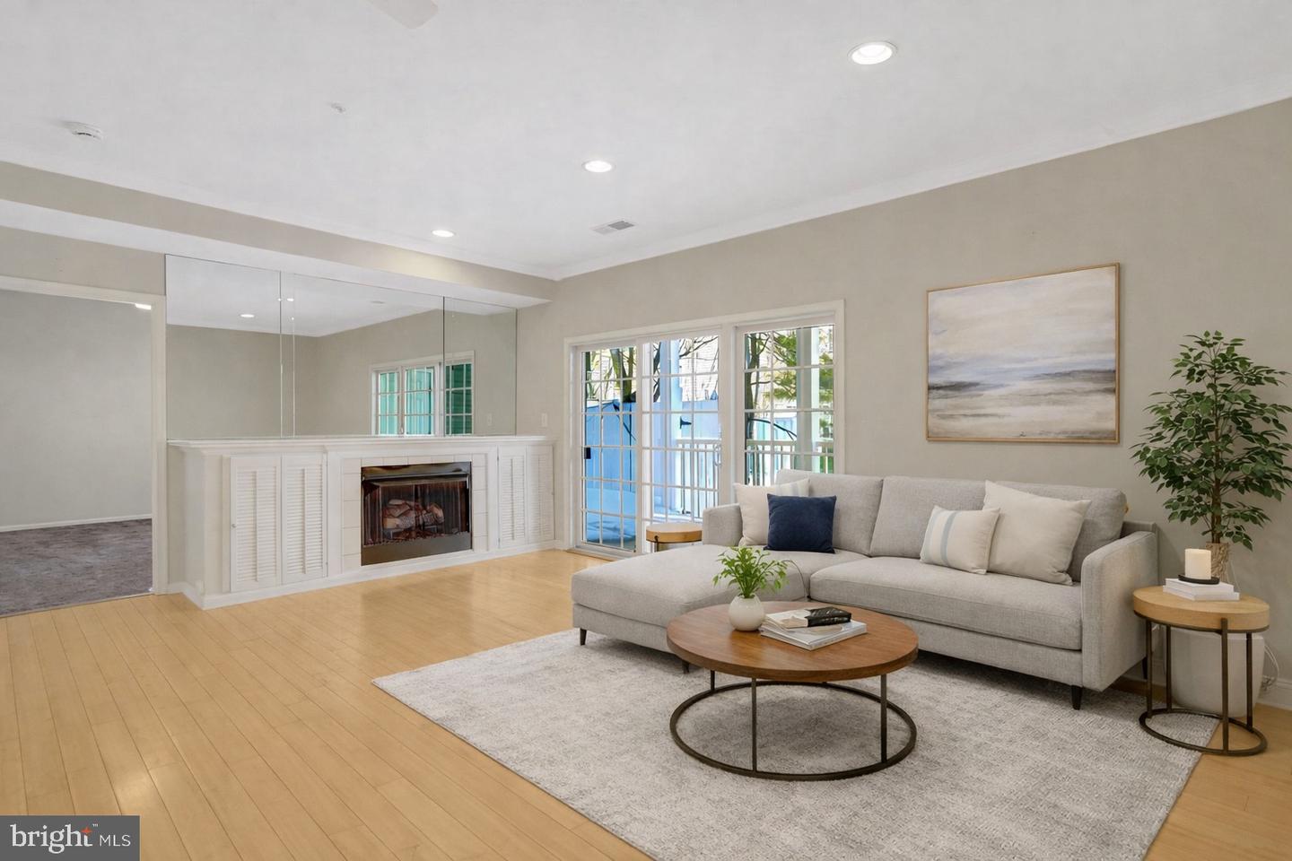 7709 HAYNES POINT WAY #C, ALEXANDRIA, Virginia 22315, 2 Bedrooms Bedrooms, ,2 BathroomsBathrooms,Residential,For sale,7709 HAYNES POINT WAY #C,VAFX2288930 MLS # VAFX2288930