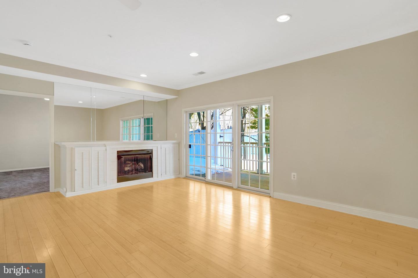 7709 HAYNES POINT WAY #C, ALEXANDRIA, Virginia 22315, 2 Bedrooms Bedrooms, ,2 BathroomsBathrooms,Residential,For sale,7709 HAYNES POINT WAY #C,VAFX2288930 MLS # VAFX2288930