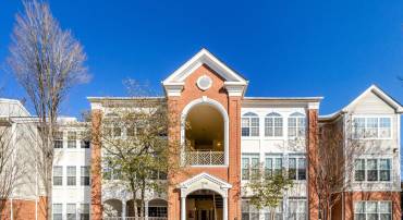 7709 HAYNES POINT WAY #C, ALEXANDRIA, Virginia 22315, 2 Bedrooms Bedrooms, ,2 BathroomsBathrooms,Residential,For sale,7709 HAYNES POINT WAY #C,VAFX2288930 MLS # VAFX2288930