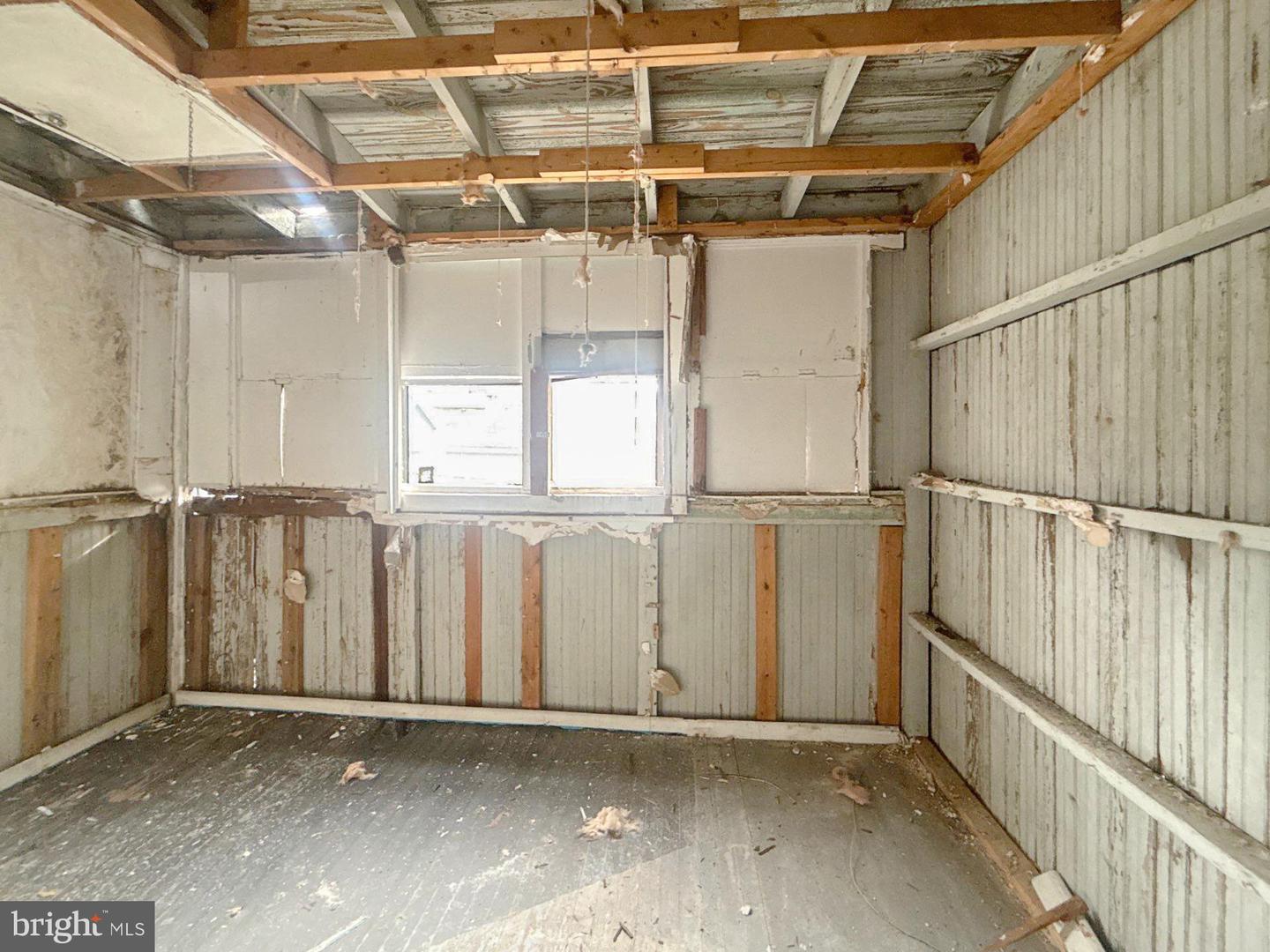 1469 RIDGE PL SE, WASHINGTON, District Of Columbia 20020, 2 Bedrooms Bedrooms, ,1 BathroomBathrooms,Residential,For sale,1469 RIDGE PL SE,DCDC2244484 MLS # DCDC2244484