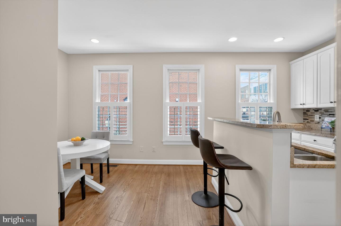 1220 ROUNDHOUSE LN, ALEXANDRIA, Virginia 22314, 4 Bedrooms Bedrooms, ,3 BathroomsBathrooms,Residential,For sale,1220 ROUNDHOUSE LN,VAAX2053764 MLS # VAAX2053764