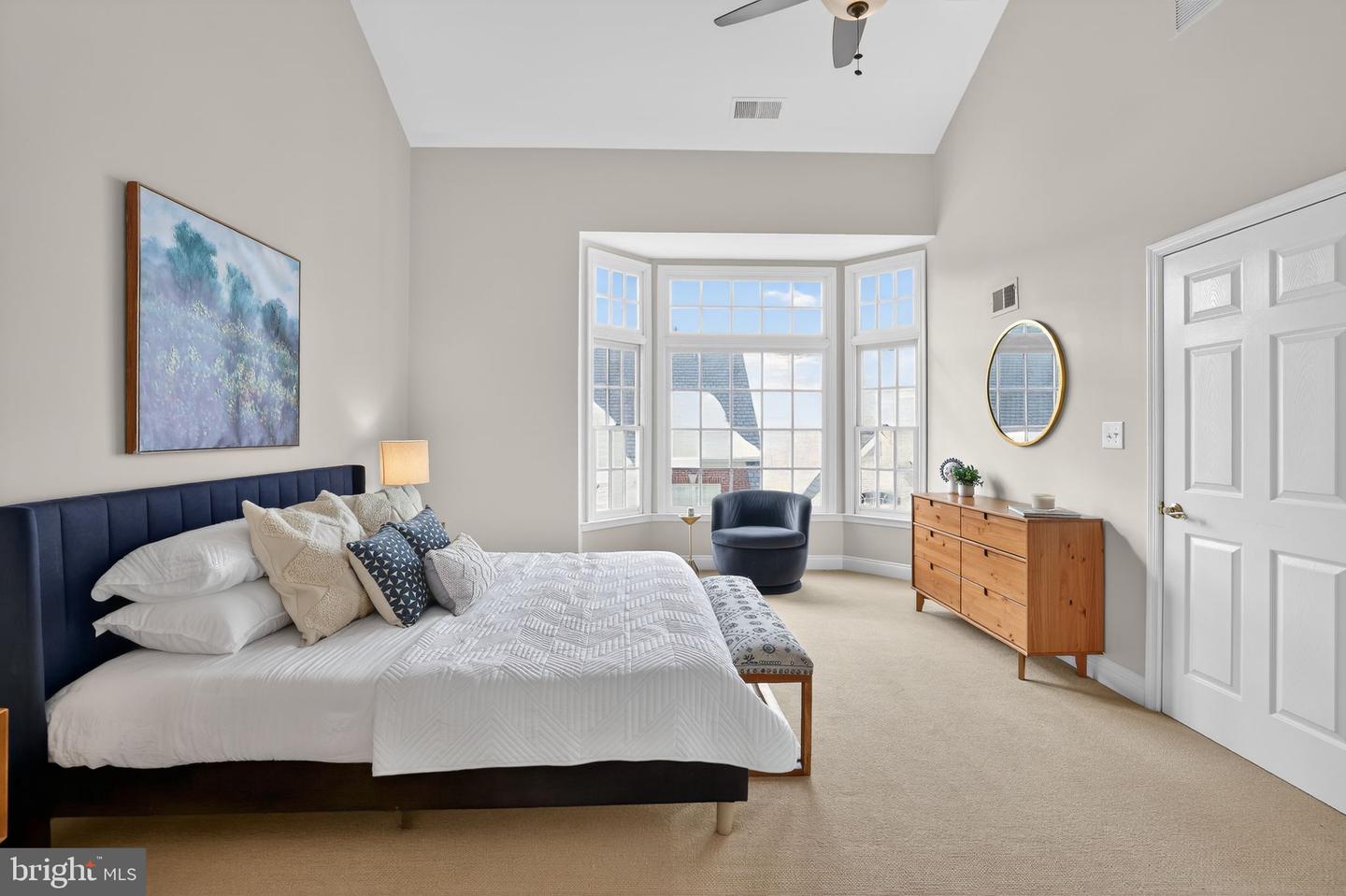 1220 ROUNDHOUSE LN, ALEXANDRIA, Virginia 22314, 4 Bedrooms Bedrooms, ,3 BathroomsBathrooms,Residential,For sale,1220 ROUNDHOUSE LN,VAAX2053764 MLS # VAAX2053764