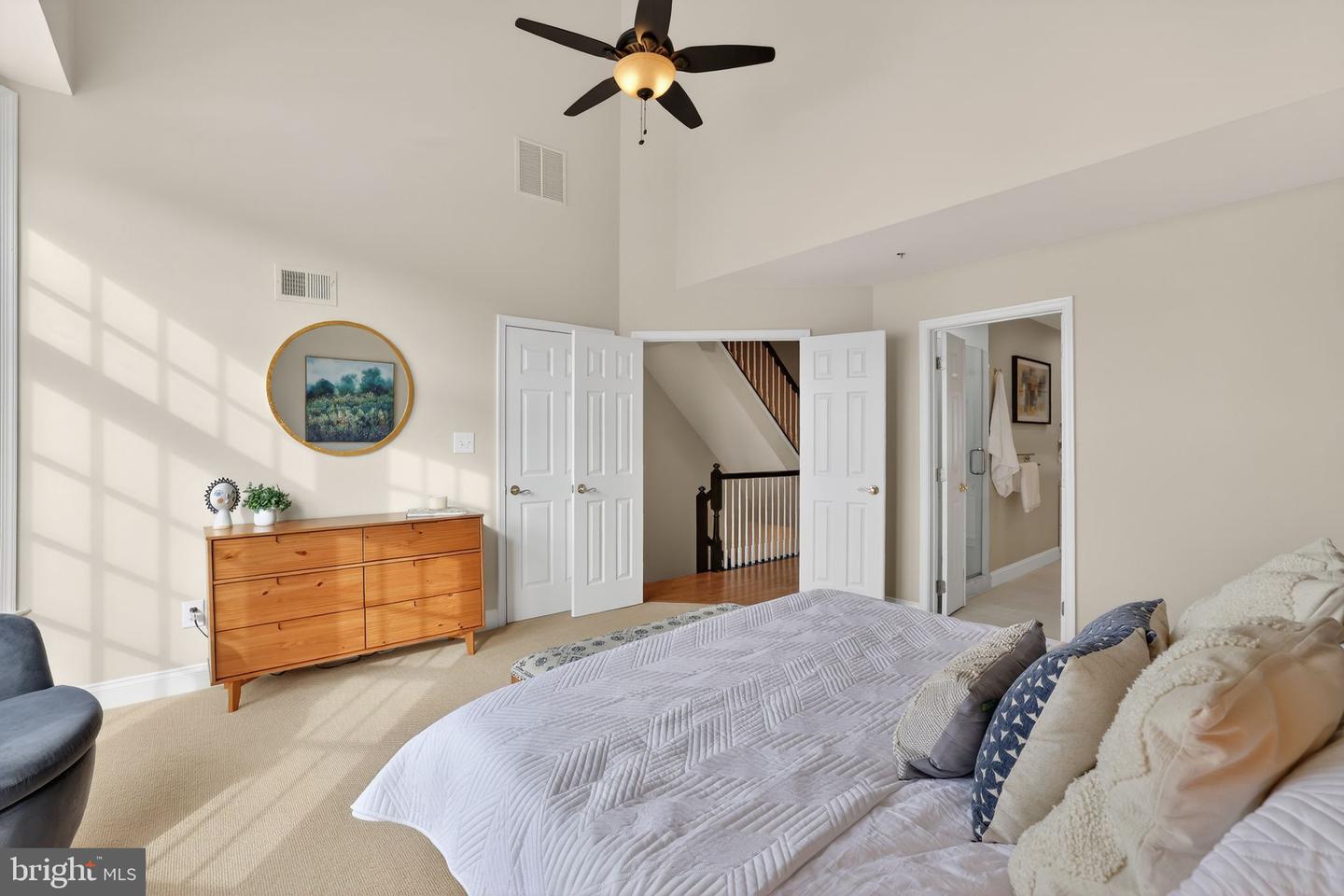 1220 ROUNDHOUSE LN, ALEXANDRIA, Virginia 22314, 4 Bedrooms Bedrooms, ,3 BathroomsBathrooms,Residential,For sale,1220 ROUNDHOUSE LN,VAAX2053764 MLS # VAAX2053764