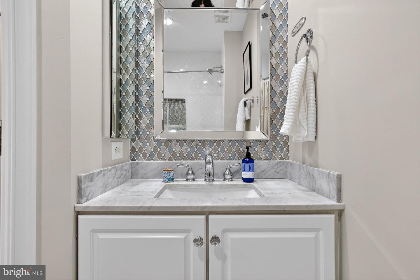 1220 ROUNDHOUSE LN, ALEXANDRIA, Virginia 22314, 4 Bedrooms Bedrooms, ,3 BathroomsBathrooms,Residential,For sale,1220 ROUNDHOUSE LN,VAAX2053764 MLS # VAAX2053764