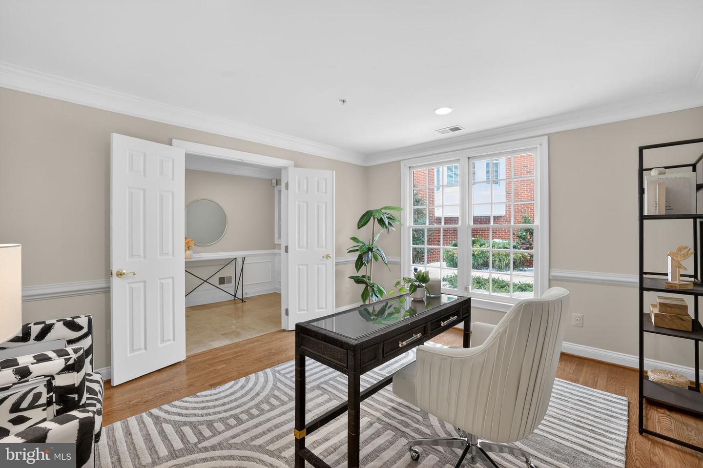 1220 ROUNDHOUSE LN, ALEXANDRIA, Virginia 22314, 4 Bedrooms Bedrooms, ,3 BathroomsBathrooms,Residential,For sale,1220 ROUNDHOUSE LN,VAAX2053764 MLS # VAAX2053764