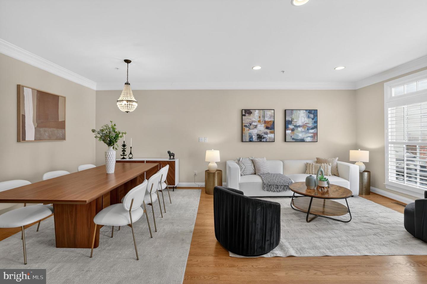 1220 ROUNDHOUSE LN, ALEXANDRIA, Virginia 22314, 4 Bedrooms Bedrooms, ,3 BathroomsBathrooms,Residential,For sale,1220 ROUNDHOUSE LN,VAAX2053764 MLS # VAAX2053764