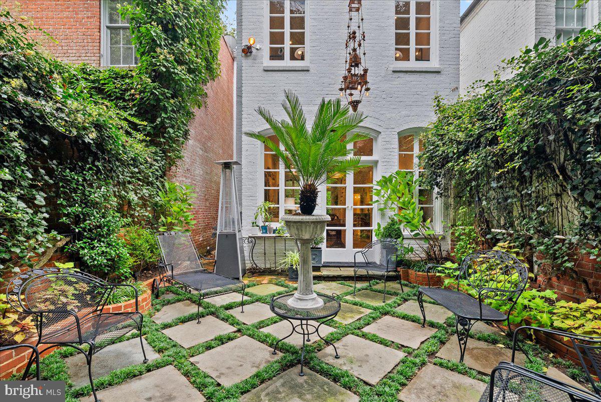 2815 Q ST NW, WASHINGTON, District Of Columbia 20007, 3 Bedrooms Bedrooms, ,3 BathroomsBathrooms,Residential,For sale,2815 Q ST NW,DCDC2244508 MLS # DCDC2244508