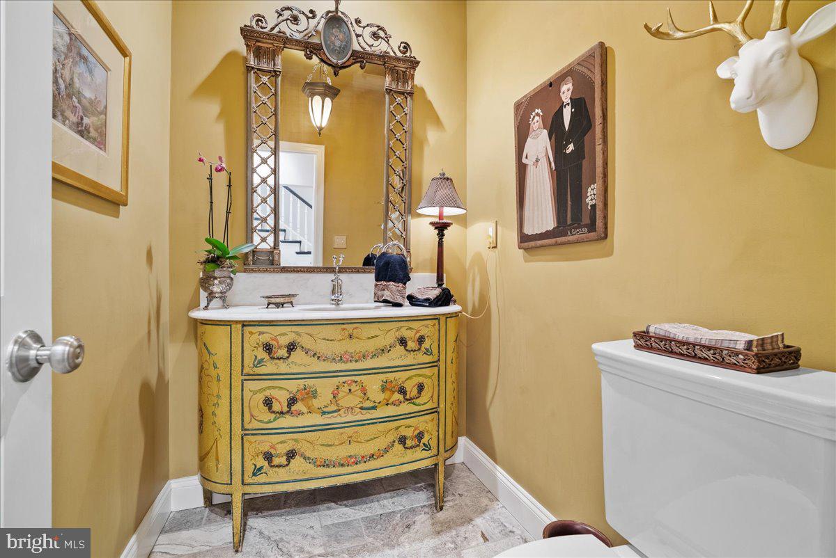 2815 Q ST NW, WASHINGTON, District Of Columbia 20007, 3 Bedrooms Bedrooms, ,3 BathroomsBathrooms,Residential,For sale,2815 Q ST NW,DCDC2244508 MLS # DCDC2244508