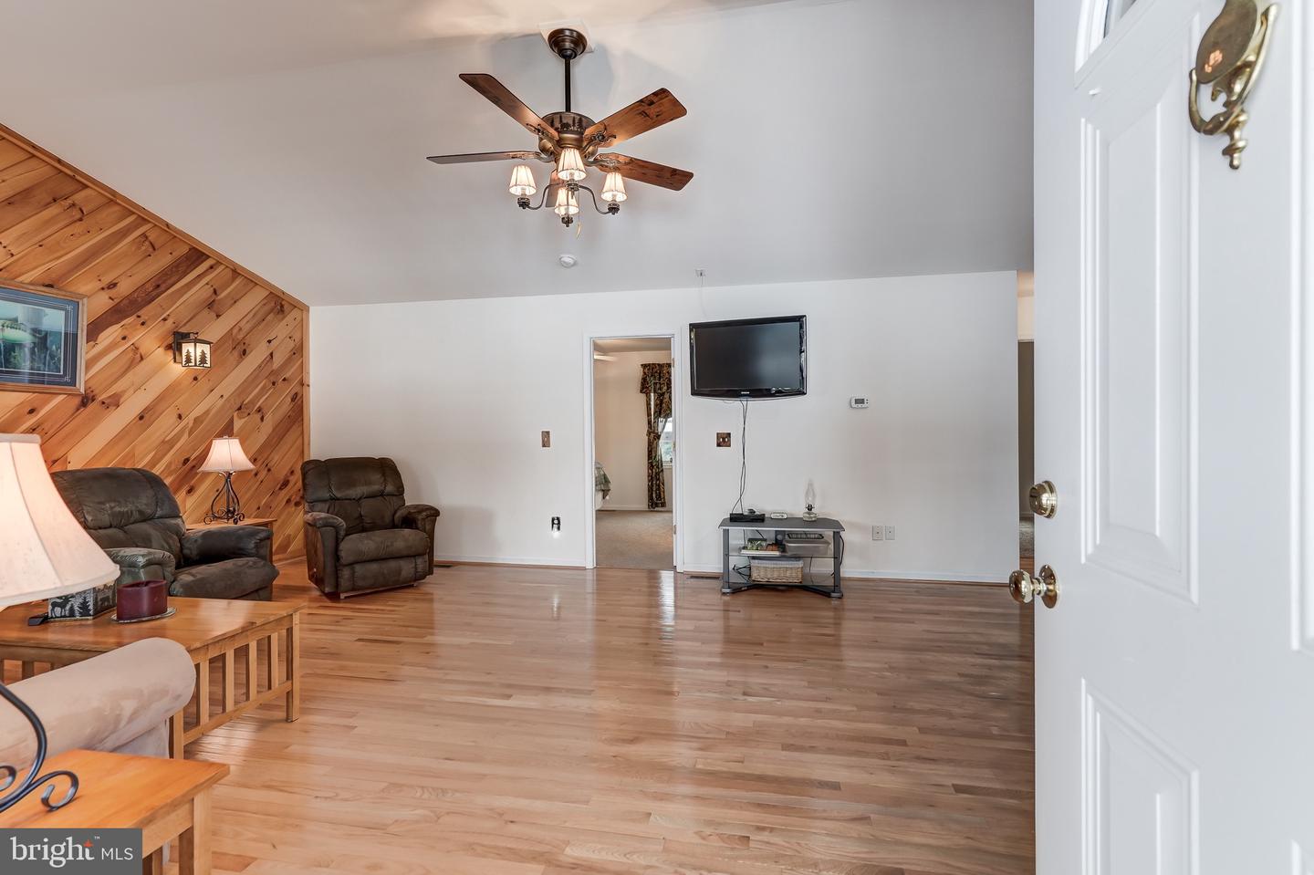 225 LAKEVIEW DR, MINERAL, Virginia 23117, 2 Bedrooms Bedrooms, 10 Rooms Rooms,2 BathroomsBathrooms,Residential,For sale,225 LAKEVIEW DR,VALA2009248 MLS # VALA2009248