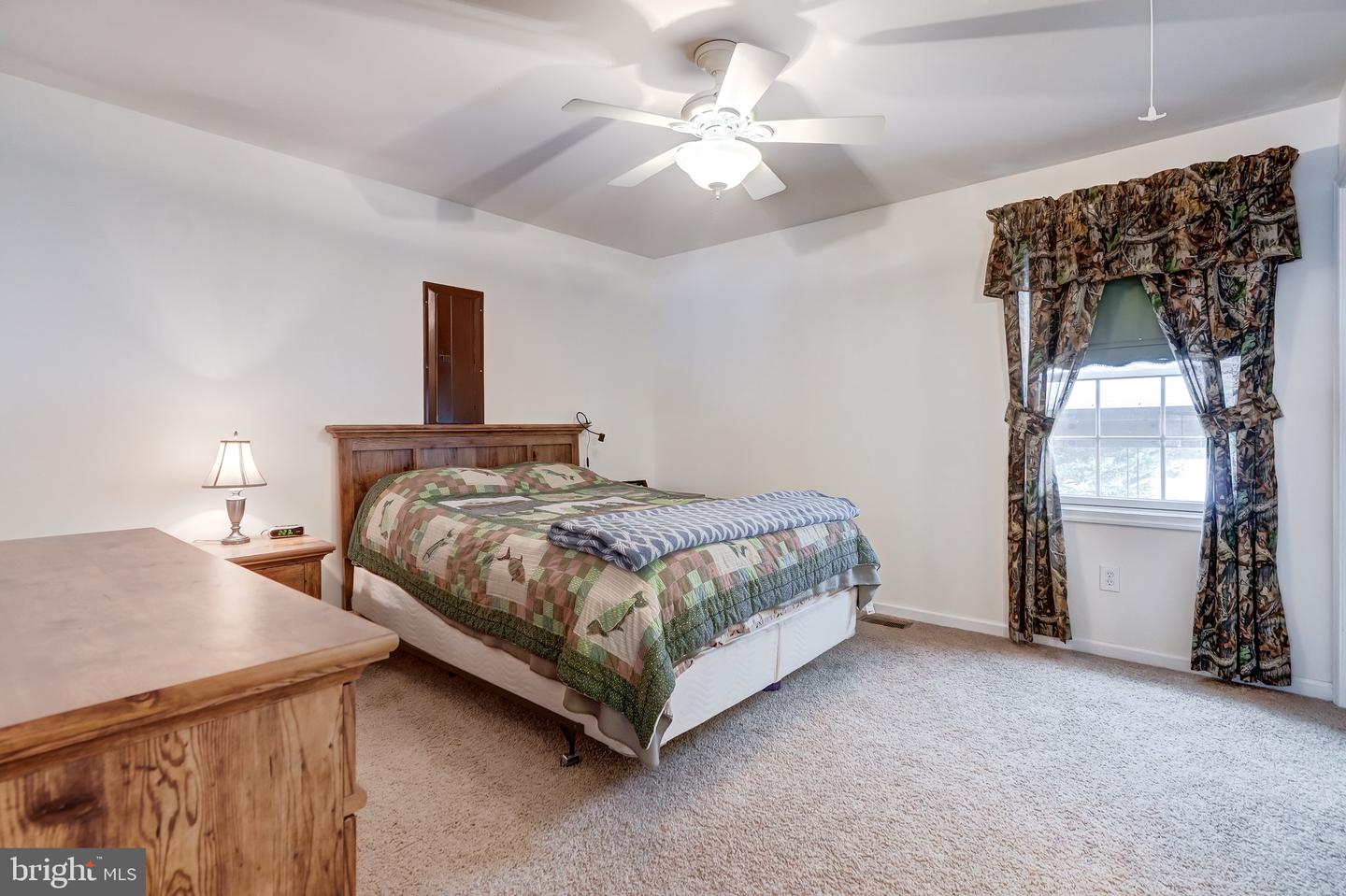 225 LAKEVIEW DR, MINERAL, Virginia 23117, 2 Bedrooms Bedrooms, 10 Rooms Rooms,2 BathroomsBathrooms,Residential,For sale,225 LAKEVIEW DR,VALA2009248 MLS # VALA2009248