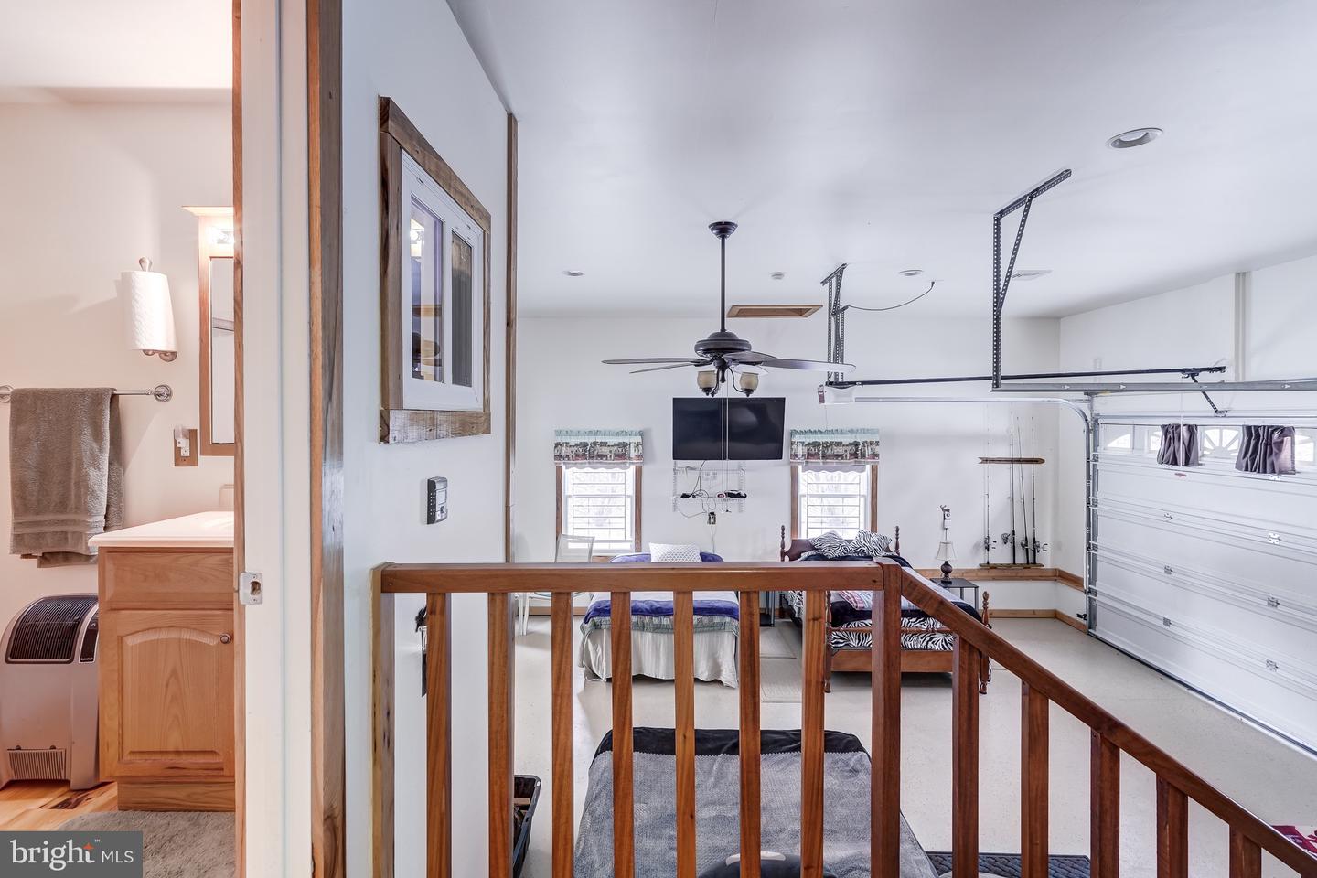 225 LAKEVIEW DR, MINERAL, Virginia 23117, 2 Bedrooms Bedrooms, 10 Rooms Rooms,2 BathroomsBathrooms,Residential,For sale,225 LAKEVIEW DR,VALA2009248 MLS # VALA2009248