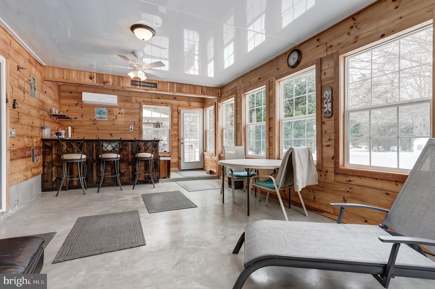 225 LAKEVIEW DR, MINERAL, Virginia 23117, 2 Bedrooms Bedrooms, 10 Rooms Rooms,2 BathroomsBathrooms,Residential,For sale,225 LAKEVIEW DR,VALA2009248 MLS # VALA2009248