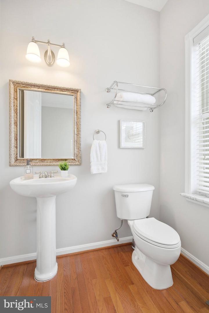 8322 MIDDLE RUDDINGS DR, LORTON, Virginia 22079, 5 Bedrooms Bedrooms, ,4 BathroomsBathrooms,Residential,For sale,8322 MIDDLE RUDDINGS DR,VAFX2288846 MLS # VAFX2288846