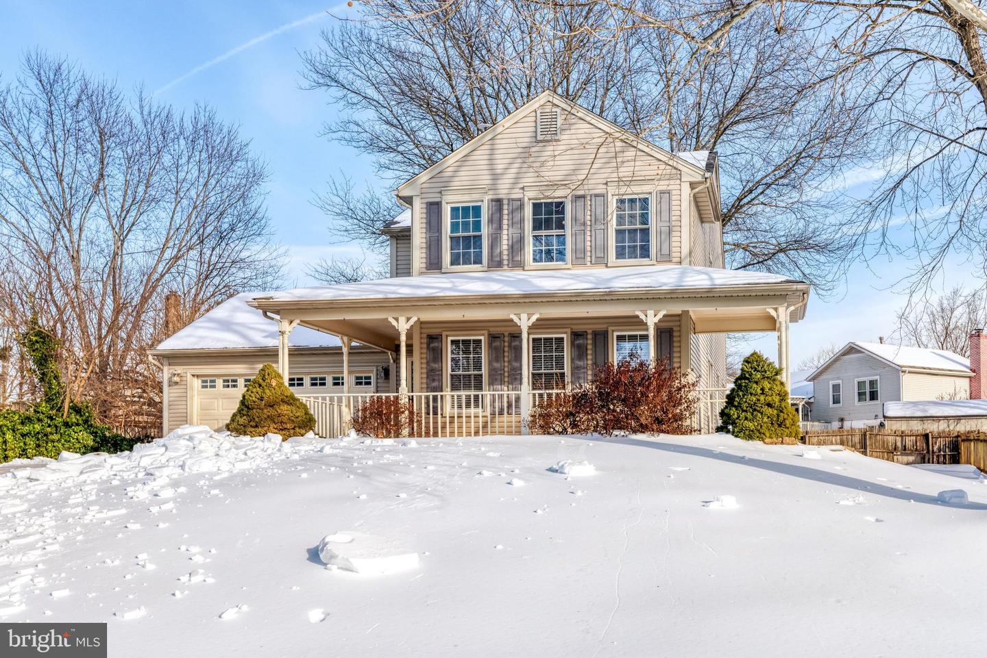 9539 JUSTIN LN, MANASSAS, Virginia 20110, 6 Bedrooms Bedrooms, 9 Rooms Rooms,2 BathroomsBathrooms,Residential,For sale,9539 JUSTIN LN,VAMN2010180 MLS # VAMN2010180