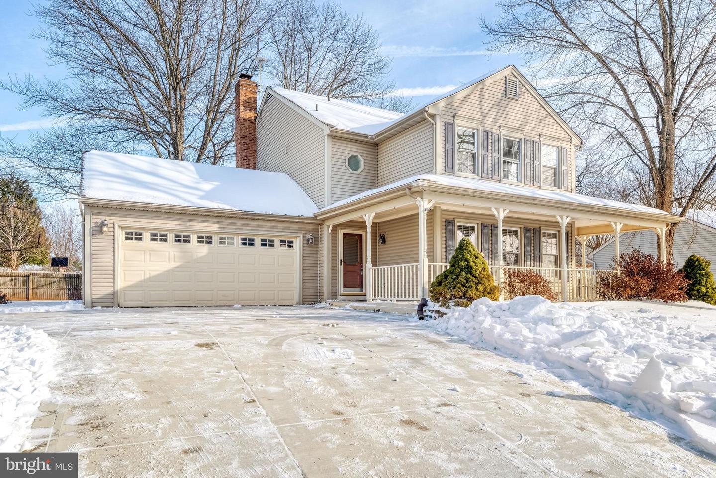 9539 JUSTIN LN, MANASSAS, Virginia 20110, 6 Bedrooms Bedrooms, 9 Rooms Rooms,2 BathroomsBathrooms,Residential,For sale,9539 JUSTIN LN,VAMN2010180 MLS # VAMN2010180