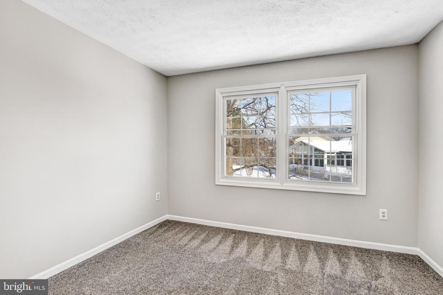 9539 JUSTIN LN, MANASSAS, Virginia 20110, 6 Bedrooms Bedrooms, 9 Rooms Rooms,2 BathroomsBathrooms,Residential,For sale,9539 JUSTIN LN,VAMN2010180 MLS # VAMN2010180