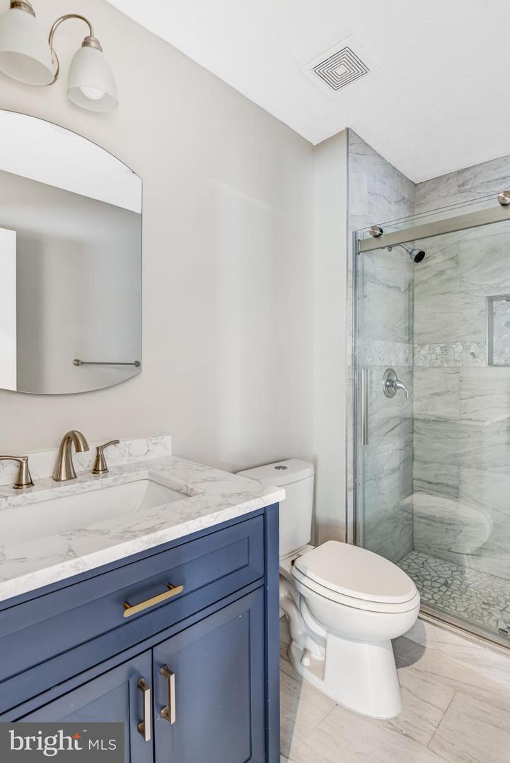 9539 JUSTIN LN, MANASSAS, Virginia 20110, 6 Bedrooms Bedrooms, 9 Rooms Rooms,2 BathroomsBathrooms,Residential,For sale,9539 JUSTIN LN,VAMN2010180 MLS # VAMN2010180