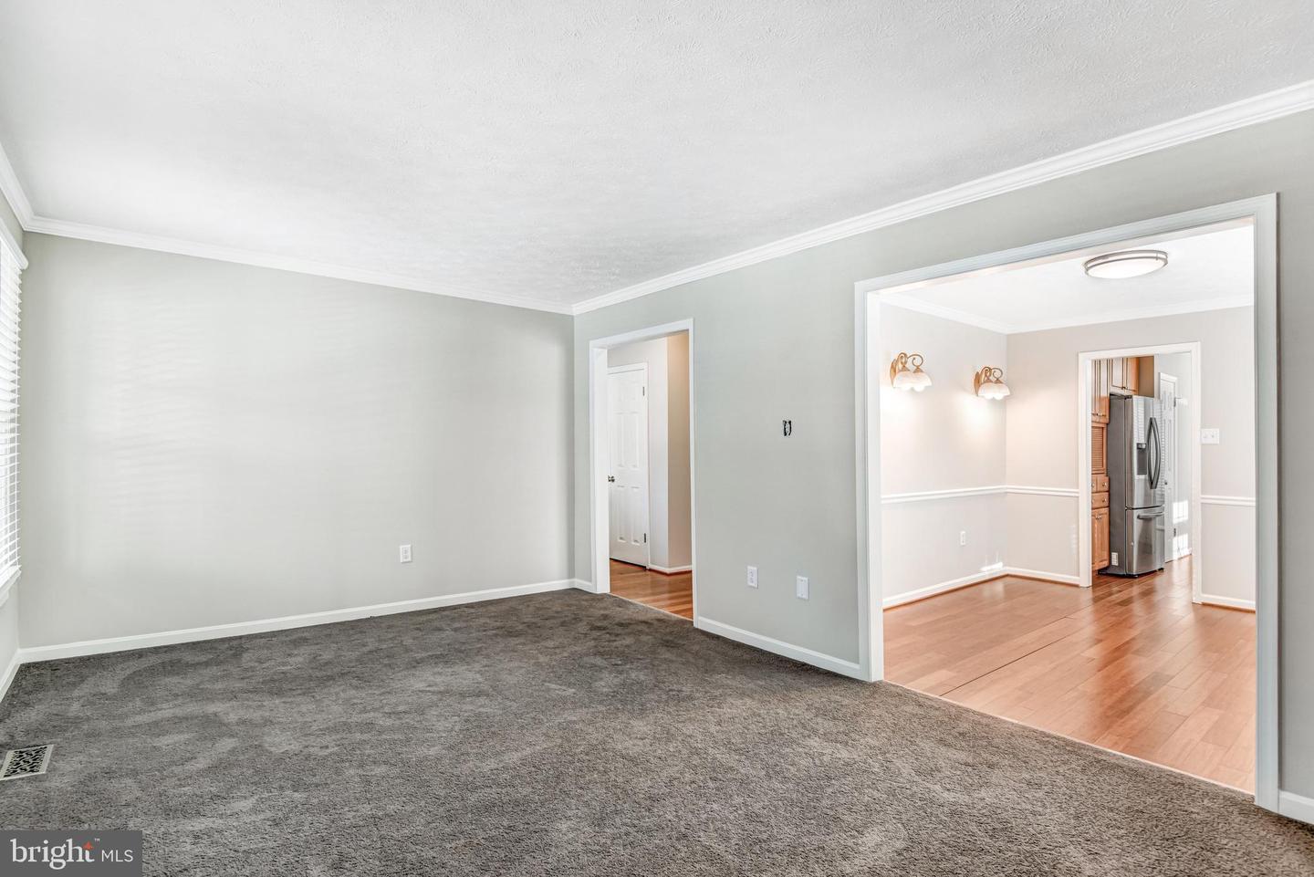 9539 JUSTIN LN, MANASSAS, Virginia 20110, 6 Bedrooms Bedrooms, 9 Rooms Rooms,2 BathroomsBathrooms,Residential,For sale,9539 JUSTIN LN,VAMN2010180 MLS # VAMN2010180