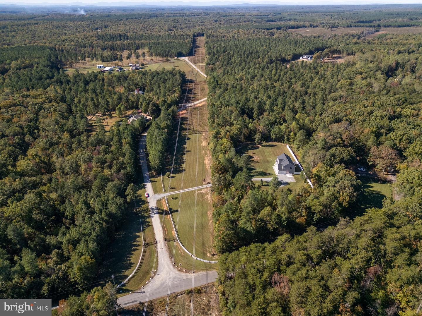 13201 BROOKE RIDGE LN, SPOTSYLVANIA, Virginia 22551, 5 Bedrooms Bedrooms, ,4 BathroomsBathrooms,Residential,For sale,13201 BROOKE RIDGE LN,VASP2039052 MLS # VASP2039052