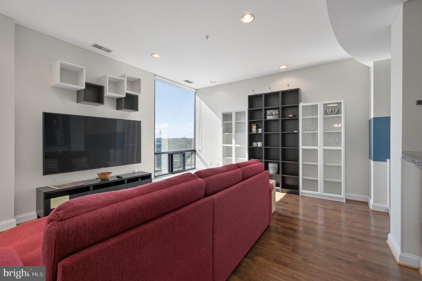 1011 ARLINGTON BLVD #1112, ARLINGTON, Virginia 22209, 1 Bedroom Bedrooms, ,1 BathroomBathrooms,Residential,For sale,1011 ARLINGTON BLVD #1112,VAAR2068454 MLS # VAAR2068454