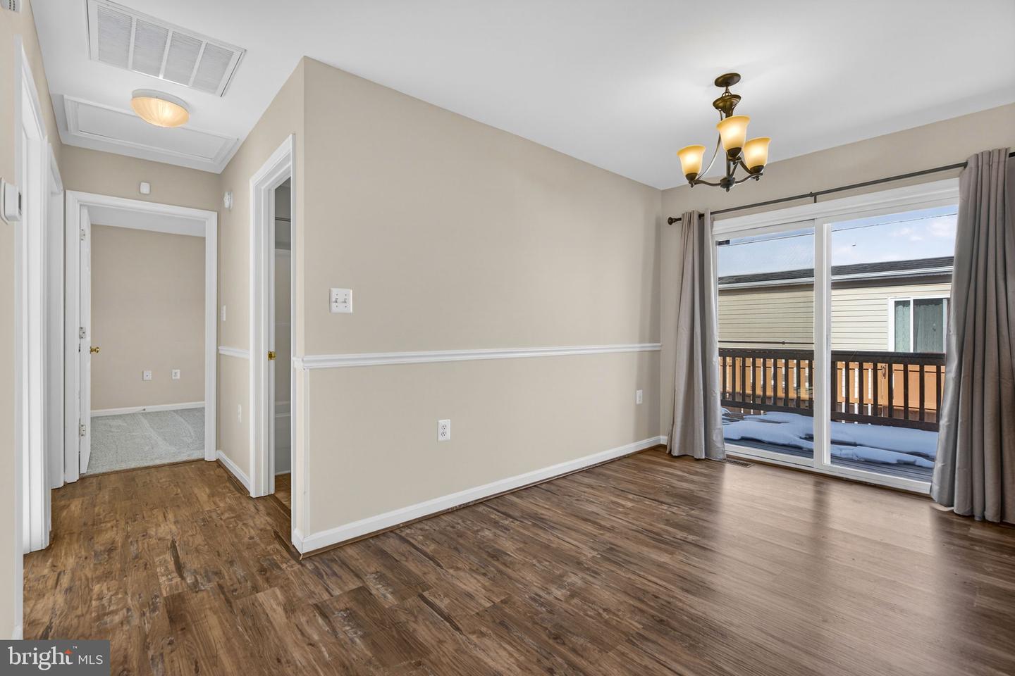 186 STERLING CT, WARRENTON, Virginia 20186, 3 Bedrooms Bedrooms, ,2 BathroomsBathrooms,Residential,For sale,186 STERLING CT,VAFQ2020414 MLS # VAFQ2020414