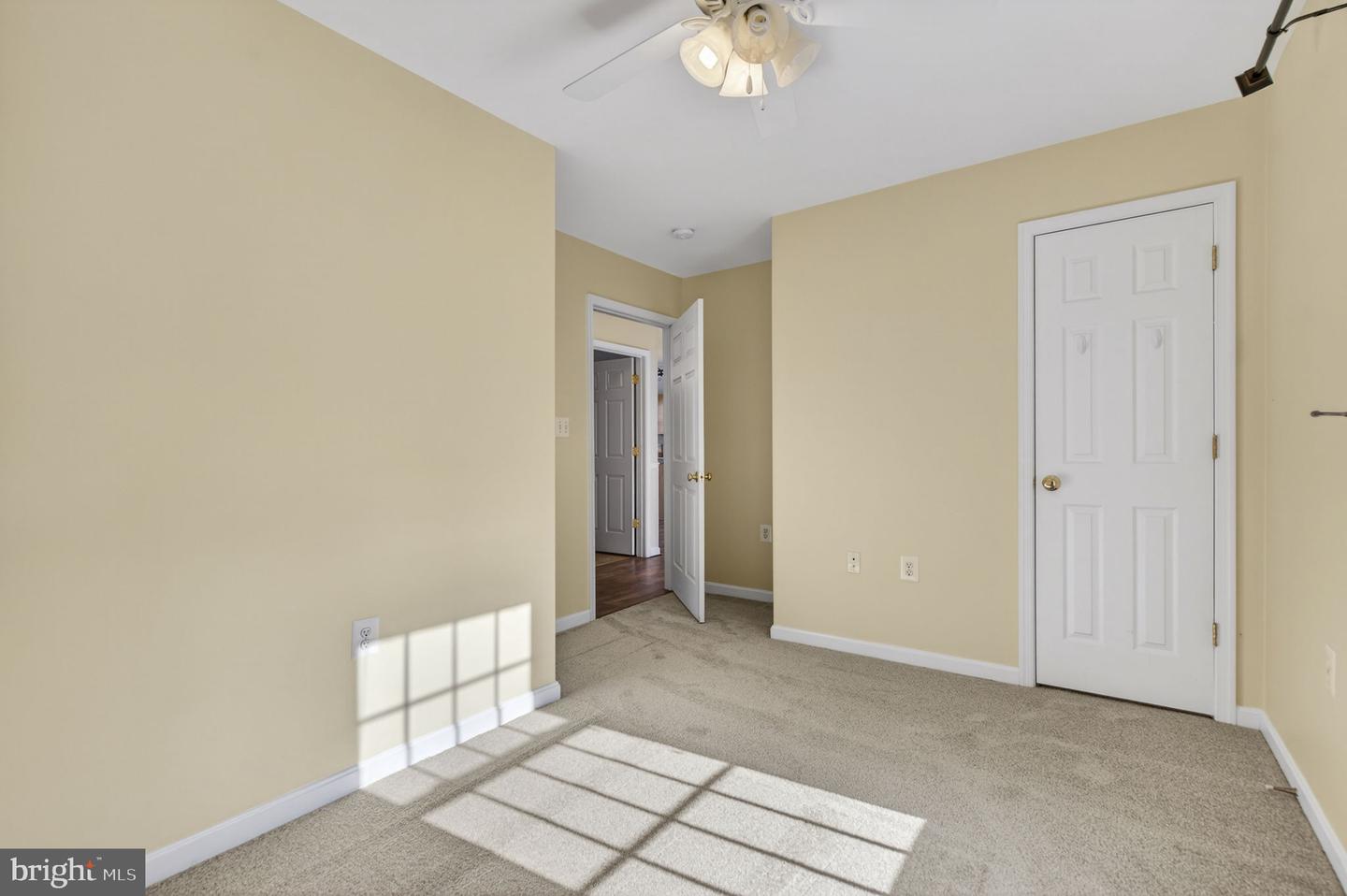 186 STERLING CT, WARRENTON, Virginia 20186, 3 Bedrooms Bedrooms, ,2 BathroomsBathrooms,Residential,For sale,186 STERLING CT,VAFQ2020414 MLS # VAFQ2020414