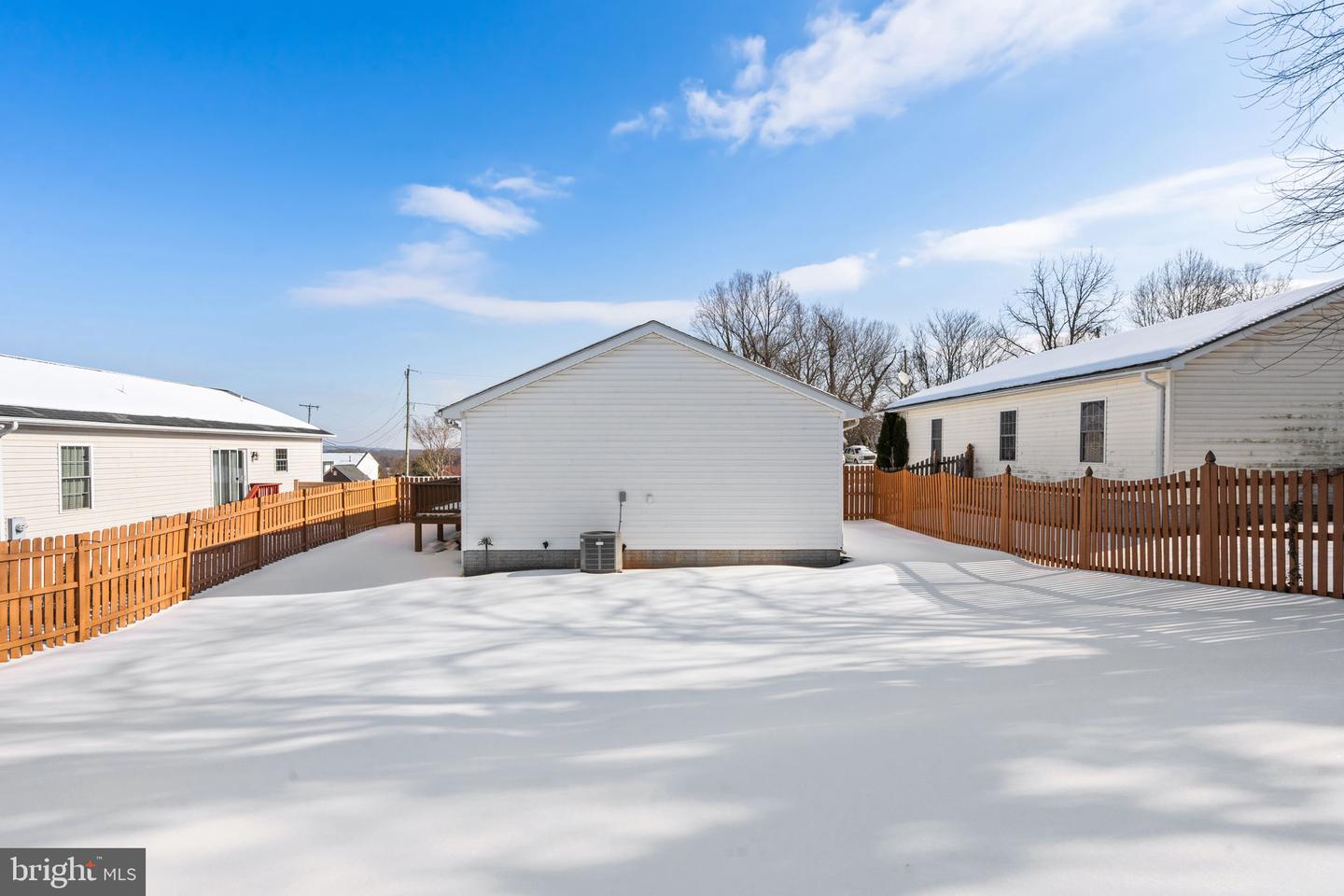 186 STERLING CT, WARRENTON, Virginia 20186, 3 Bedrooms Bedrooms, ,2 BathroomsBathrooms,Residential,For sale,186 STERLING CT,VAFQ2020414 MLS # VAFQ2020414