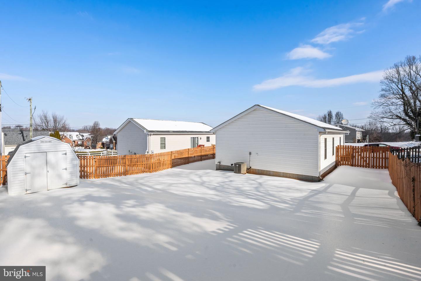 186 STERLING CT, WARRENTON, Virginia 20186, 3 Bedrooms Bedrooms, ,2 BathroomsBathrooms,Residential,For sale,186 STERLING CT,VAFQ2020414 MLS # VAFQ2020414