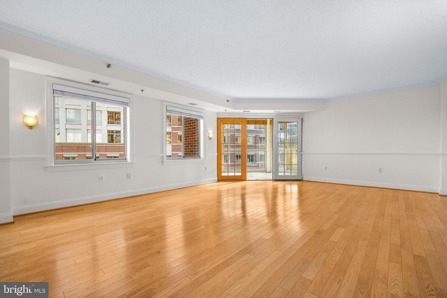 2121 JAMIESON AVE #609, ALEXANDRIA, Virginia 22314, 2 Bedrooms Bedrooms, ,2 BathroomsBathrooms,Residential,For sale,2121 JAMIESON AVE #609,VAAX2053774 MLS # VAAX2053774