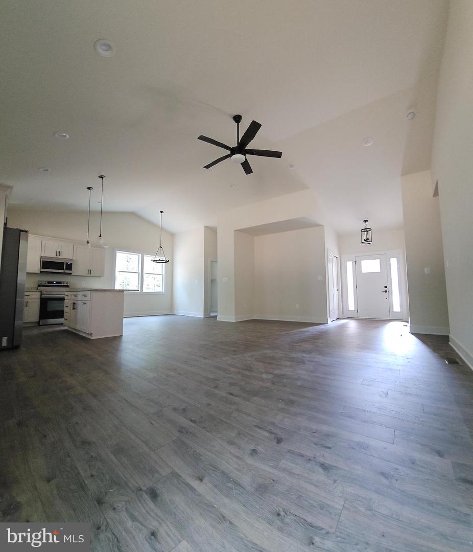 236 PELICAN WAY, MONTROSS, Virginia 22520, 3 Bedrooms Bedrooms, ,2 BathroomsBathrooms,Residential,For sale,236 PELICAN WAY,VAWE2010472 MLS # VAWE2010472