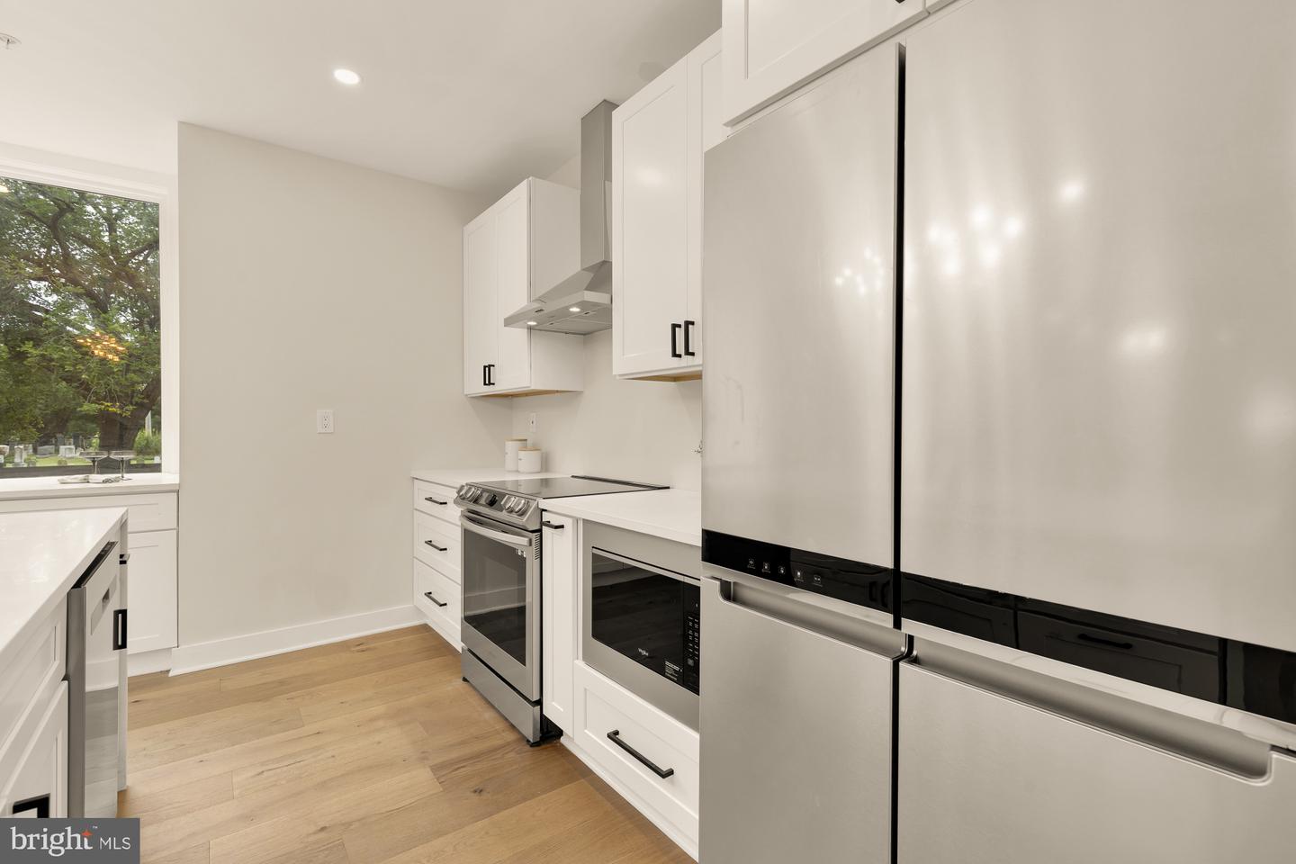 1631 G ST SE, WASHINGTON, District Of Columbia 20003, 5 Bedrooms Bedrooms, ,3 BathroomsBathrooms,Residential,For sale,1631 G ST SE,DCDC2244572 MLS # DCDC2244572