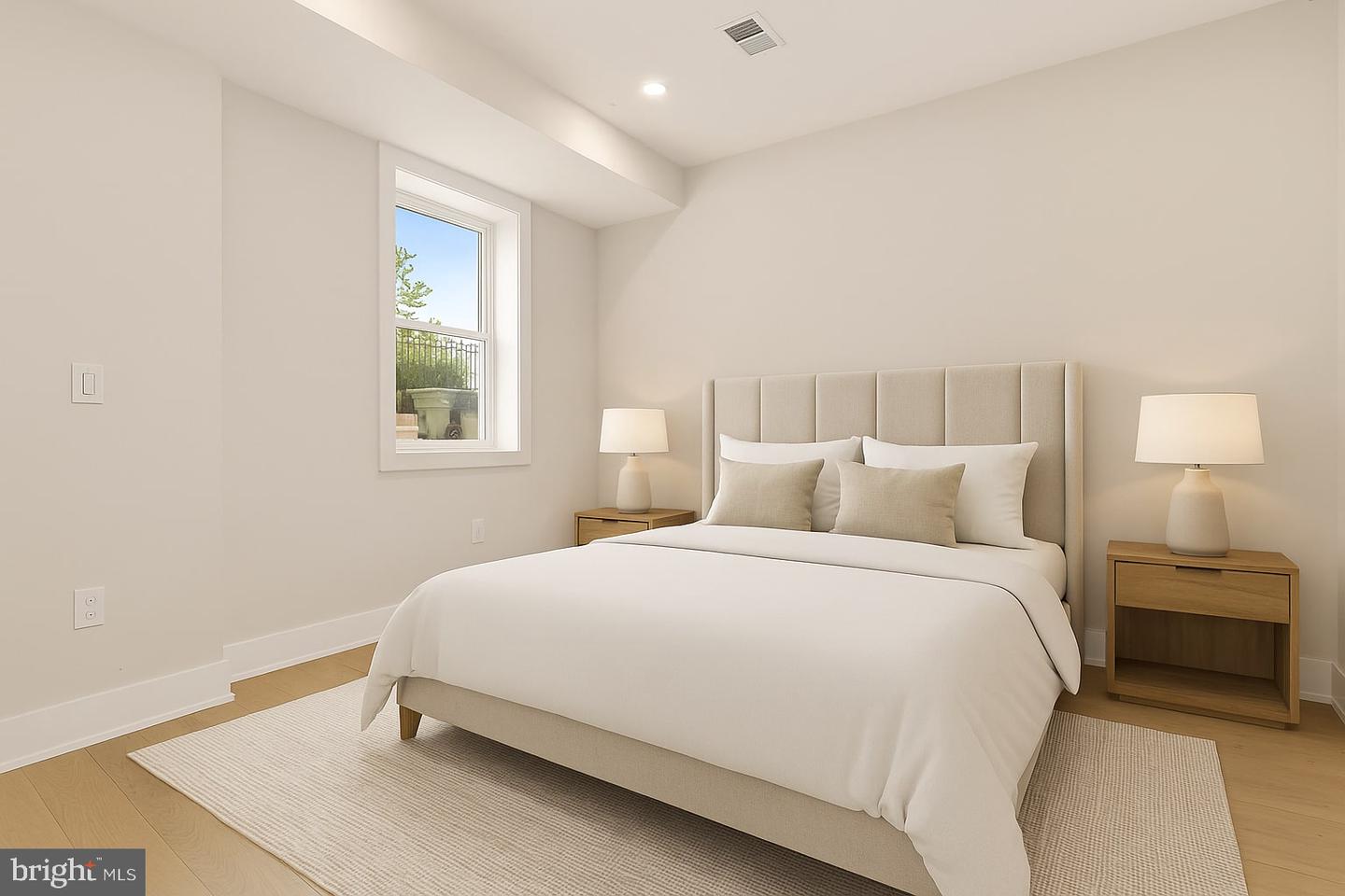 1631 G ST SE, WASHINGTON, District Of Columbia 20003, 5 Bedrooms Bedrooms, ,3 BathroomsBathrooms,Residential,For sale,1631 G ST SE,DCDC2244572 MLS # DCDC2244572