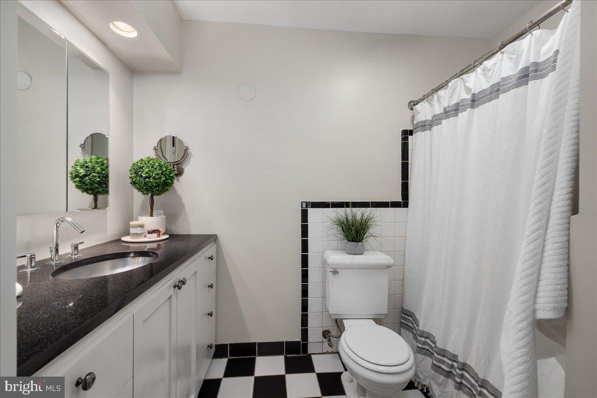 7953 BOLLING DR, ALEXANDRIA, Virginia 22308, 3 Bedrooms Bedrooms, ,2 BathroomsBathrooms,Residential,For sale,7953 BOLLING DR,VAFX2288910 MLS # VAFX2288910