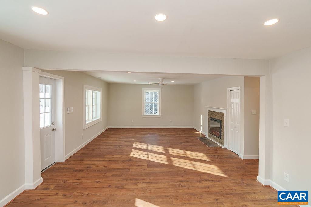 1433 HARDING AVE, WAYNESBORO, Virginia 22980, 3 Bedrooms Bedrooms, ,2 BathroomsBathrooms,Residential,For sale,1433 HARDING AVE,673019 MLS # 673019