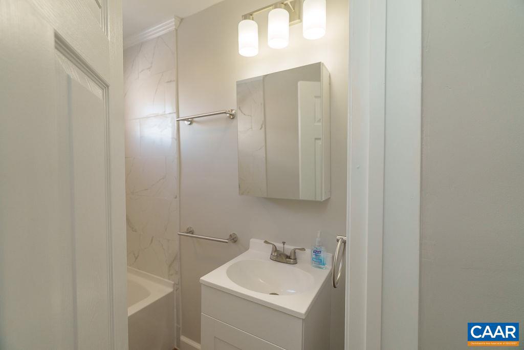 1433 HARDING AVE, WAYNESBORO, Virginia 22980, 3 Bedrooms Bedrooms, ,2 BathroomsBathrooms,Residential,For sale,1433 HARDING AVE,673019 MLS # 673019