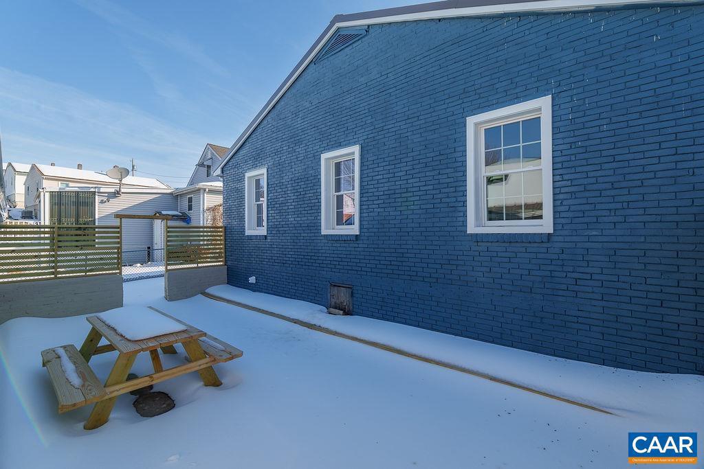 1433 HARDING AVE, WAYNESBORO, Virginia 22980, 3 Bedrooms Bedrooms, ,2 BathroomsBathrooms,Residential,For sale,1433 HARDING AVE,673019 MLS # 673019