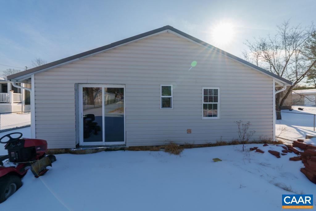 1433 HARDING AVE, WAYNESBORO, Virginia 22980, 3 Bedrooms Bedrooms, ,2 BathroomsBathrooms,Residential,For sale,1433 HARDING AVE,673019 MLS # 673019