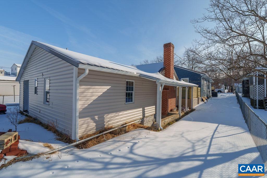 1433 HARDING AVE, WAYNESBORO, Virginia 22980, 3 Bedrooms Bedrooms, ,2 BathroomsBathrooms,Residential,For sale,1433 HARDING AVE,673019 MLS # 673019