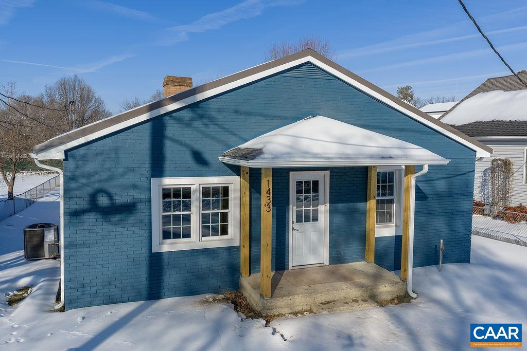 1433 HARDING AVE, WAYNESBORO, Virginia 22980, 3 Bedrooms Bedrooms, ,2 BathroomsBathrooms,Residential,For sale,1433 HARDING AVE,673019 MLS # 673019