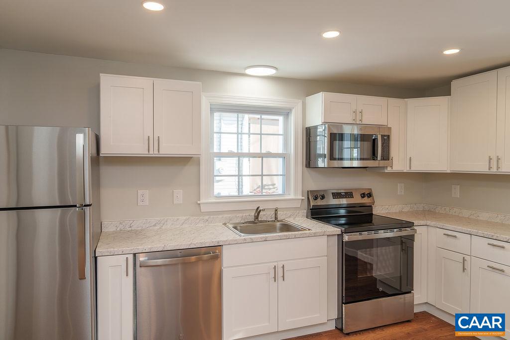 1433 HARDING AVE, WAYNESBORO, Virginia 22980, 3 Bedrooms Bedrooms, ,2 BathroomsBathrooms,Residential,For sale,1433 HARDING AVE,673019 MLS # 673019