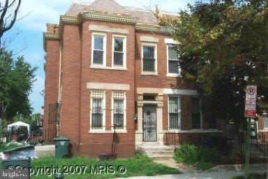 55 Q ST NW, WASHINGTON, District Of Columbia 20001, 4 Bedrooms Bedrooms, ,2 BathroomsBathrooms,Residential,For sale,55 Q ST NW,DCDC2244586 MLS # DCDC2244586
