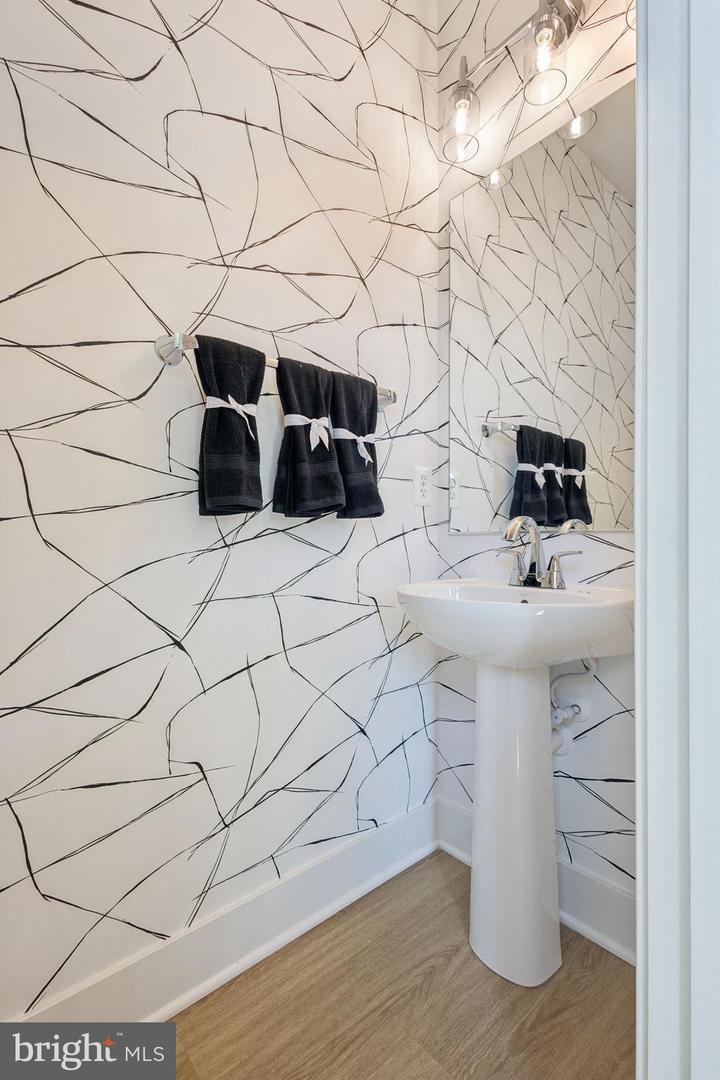 13740 COBBLE LOOP, WOODBRIDGE, Virginia 22193, 3 Bedrooms Bedrooms, ,3 BathroomsBathrooms,Residential,For sale,13740 COBBLE LOOP,VAPW2111848 MLS # VAPW2111848