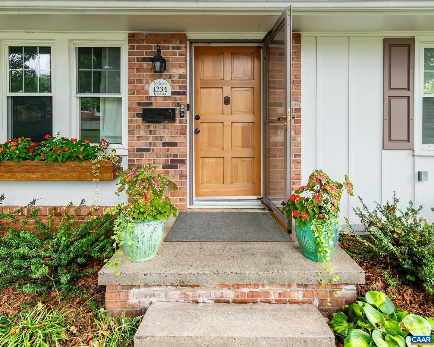 1234 HOLMES AVE, CHARLOTTESVILLE, Virginia 22901, 4 Bedrooms Bedrooms, ,2 BathroomsBathrooms,Residential,For sale,1234 HOLMES AVE,673024 MLS # 673024