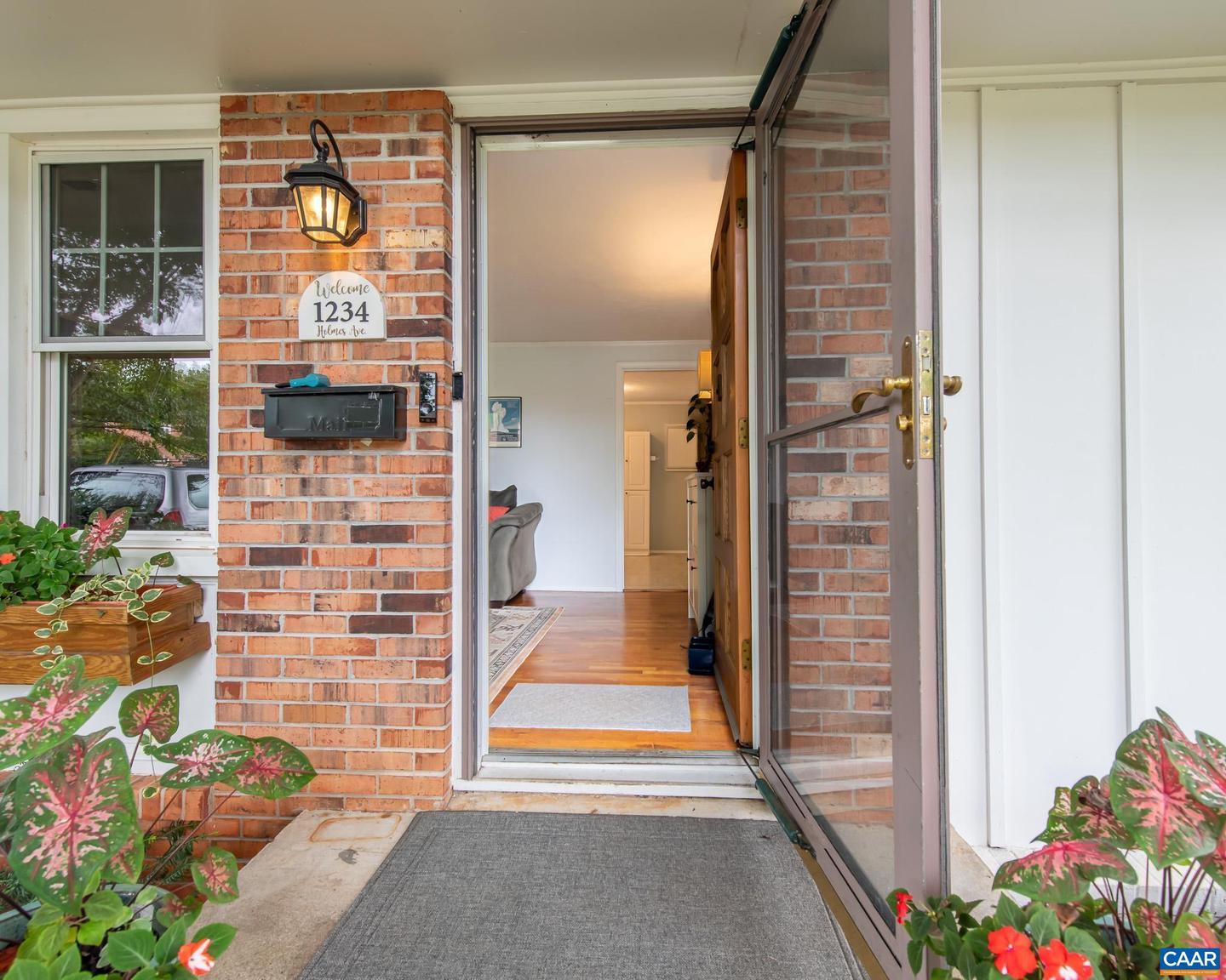 1234 HOLMES AVE, CHARLOTTESVILLE, Virginia 22901, 4 Bedrooms Bedrooms, ,2 BathroomsBathrooms,Residential,For sale,1234 HOLMES AVE,673024 MLS # 673024
