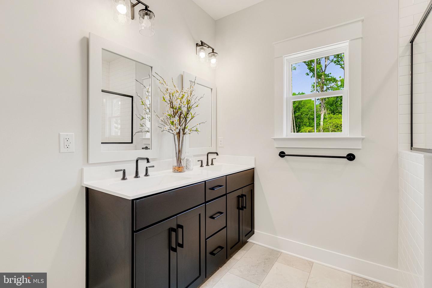 110 LOGAN WAY, TAPPAHANNOCK, Virginia 22560, 3 Bedrooms Bedrooms, 7 Rooms Rooms,2 BathroomsBathrooms,Residential,For sale,110 LOGAN WAY,VAES2002110 MLS # VAES2002110