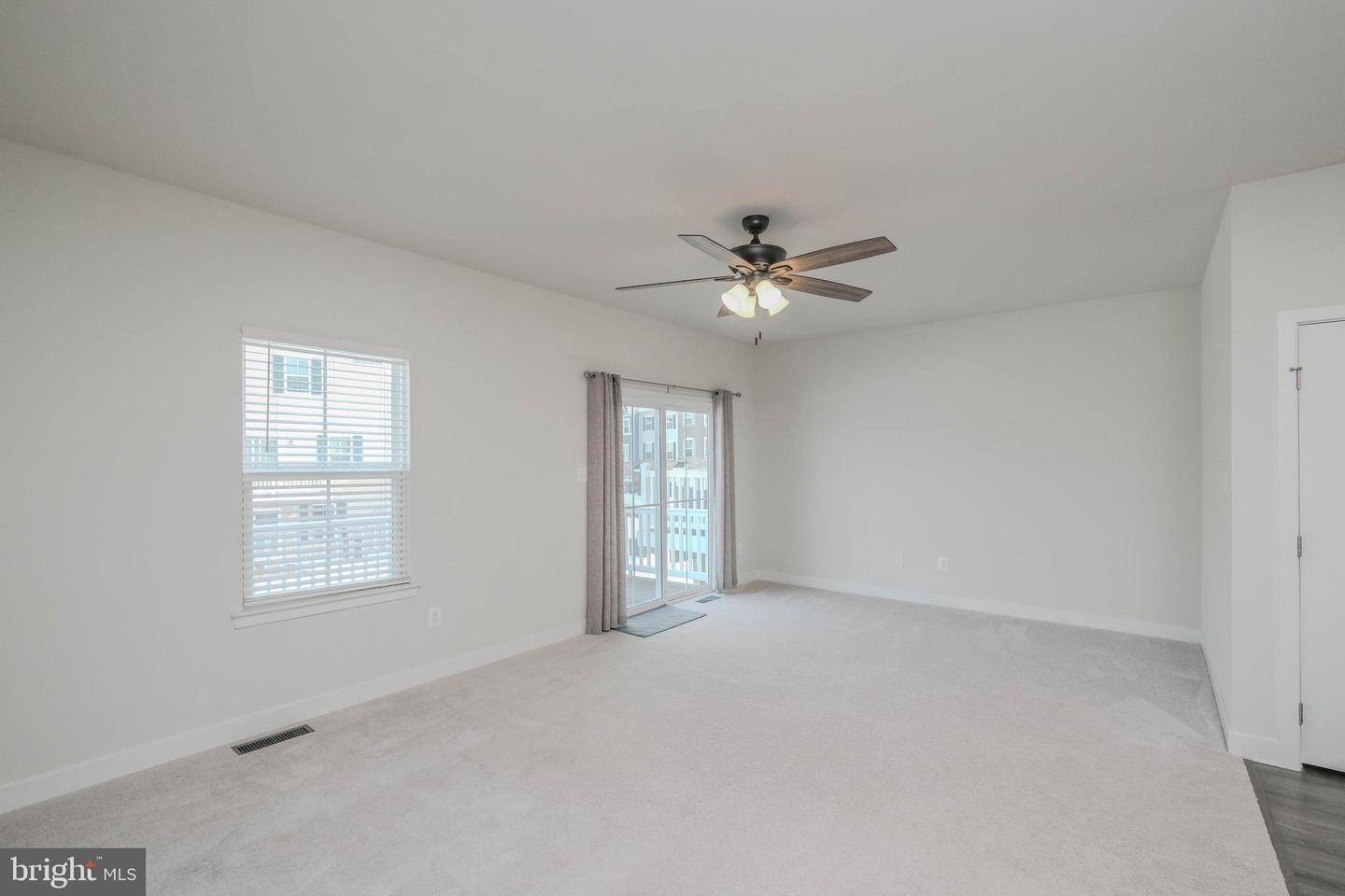 109 BAYHILL TER, LAKE FREDERICK, Virginia 22630, 3 Bedrooms Bedrooms, ,3 BathroomsBathrooms,Residential,For sale,109 BAYHILL TER,VAFV2039404 MLS # VAFV2039404