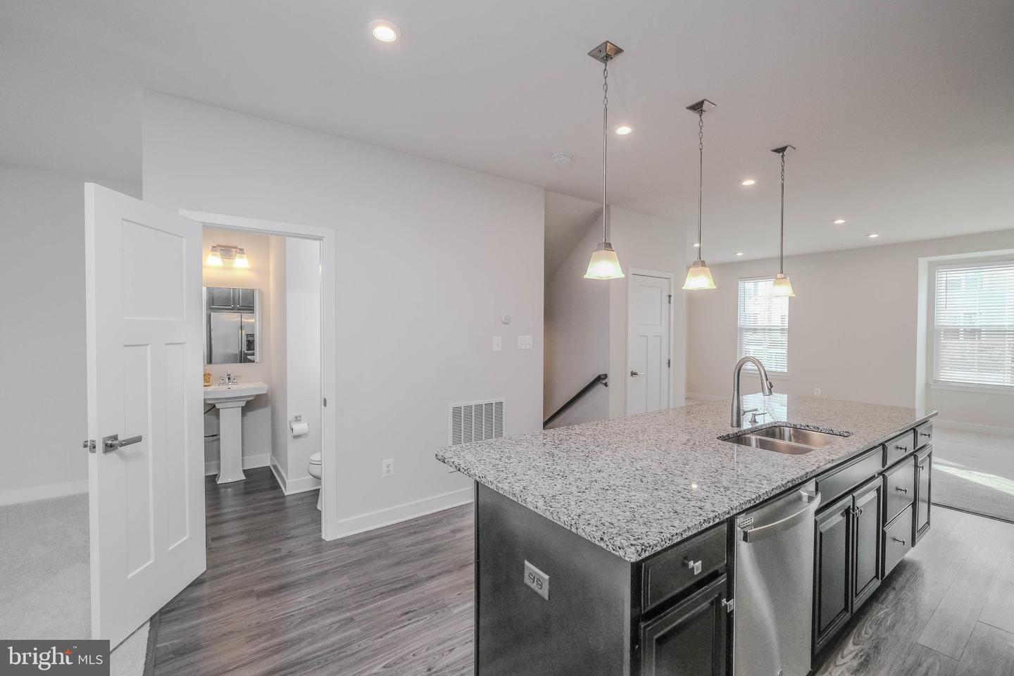 109 BAYHILL TER, LAKE FREDERICK, Virginia 22630, 3 Bedrooms Bedrooms, ,3 BathroomsBathrooms,Residential,For sale,109 BAYHILL TER,VAFV2039404 MLS # VAFV2039404