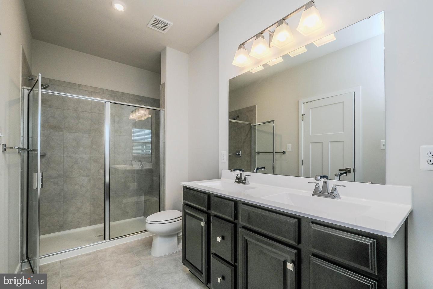 109 BAYHILL TER, LAKE FREDERICK, Virginia 22630, 3 Bedrooms Bedrooms, ,3 BathroomsBathrooms,Residential,For sale,109 BAYHILL TER,VAFV2039404 MLS # VAFV2039404