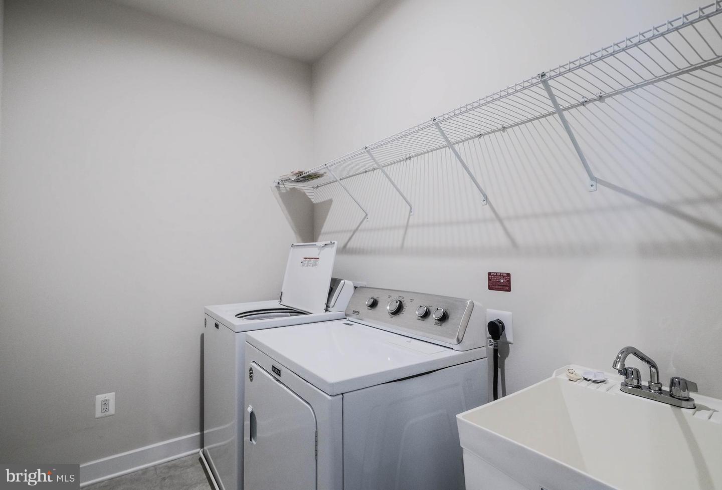 109 BAYHILL TER, LAKE FREDERICK, Virginia 22630, 3 Bedrooms Bedrooms, ,3 BathroomsBathrooms,Residential,For sale,109 BAYHILL TER,VAFV2039404 MLS # VAFV2039404