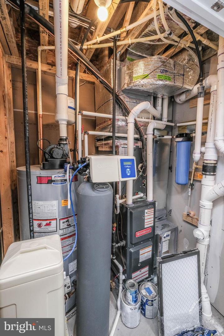 109 BAYHILL TER, LAKE FREDERICK, Virginia 22630, 3 Bedrooms Bedrooms, ,3 BathroomsBathrooms,Residential,For sale,109 BAYHILL TER,VAFV2039404 MLS # VAFV2039404